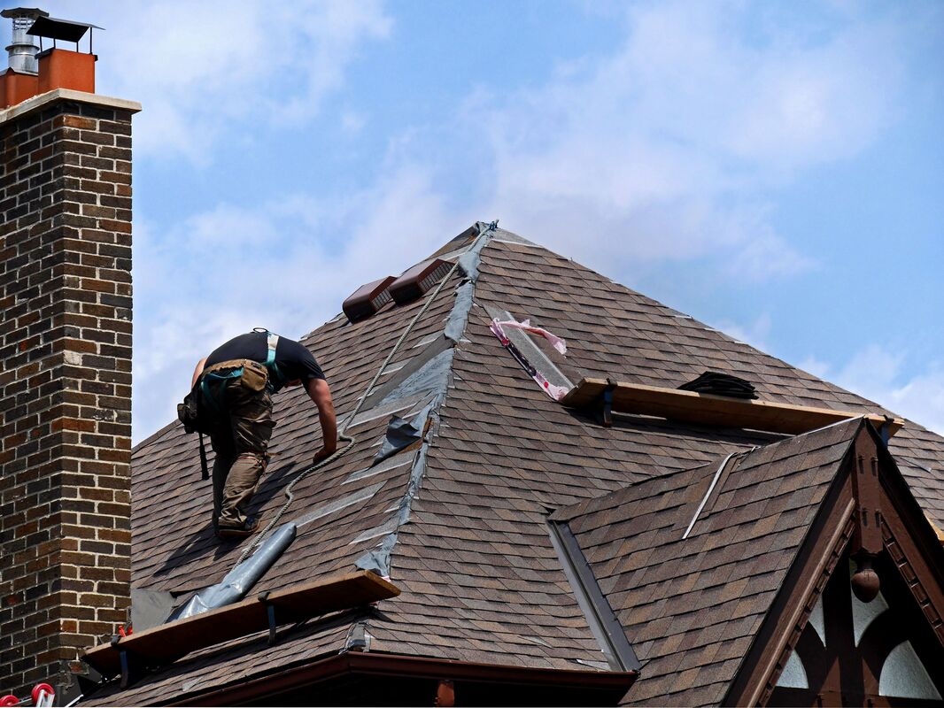 An image of Roof Repair Services in Hawthorne, CA